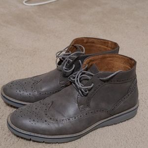 Wing tipped dress shoes